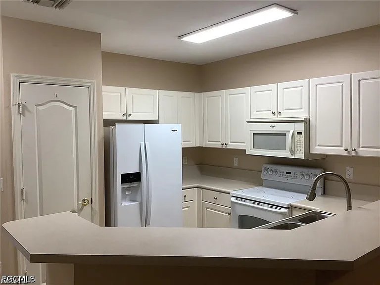 8649 Athena Ct — Photo 3