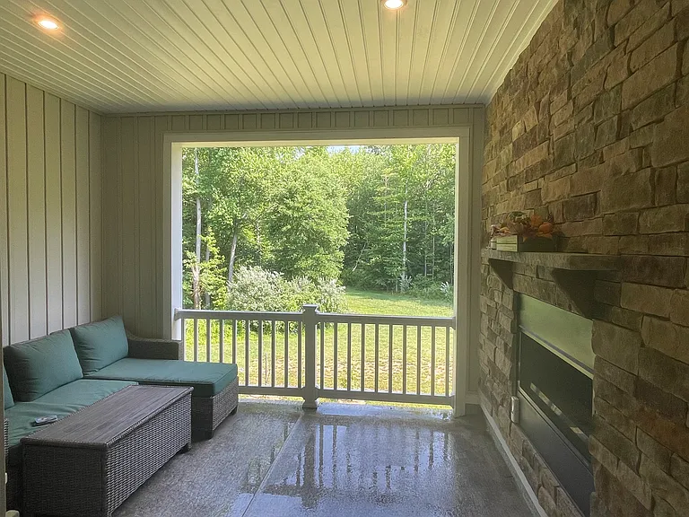 153 Torrey Dr — Photo 22