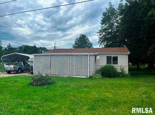 450 Jackson St, Hillsdale, IL 61257