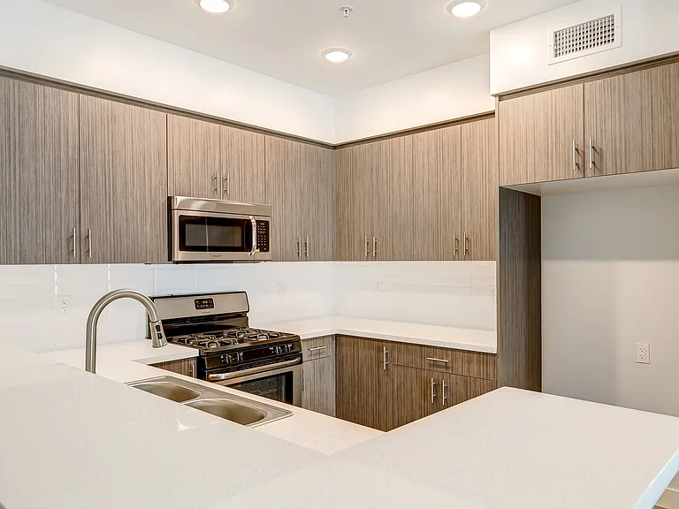 5338 Cartwright Ave — Photo 38