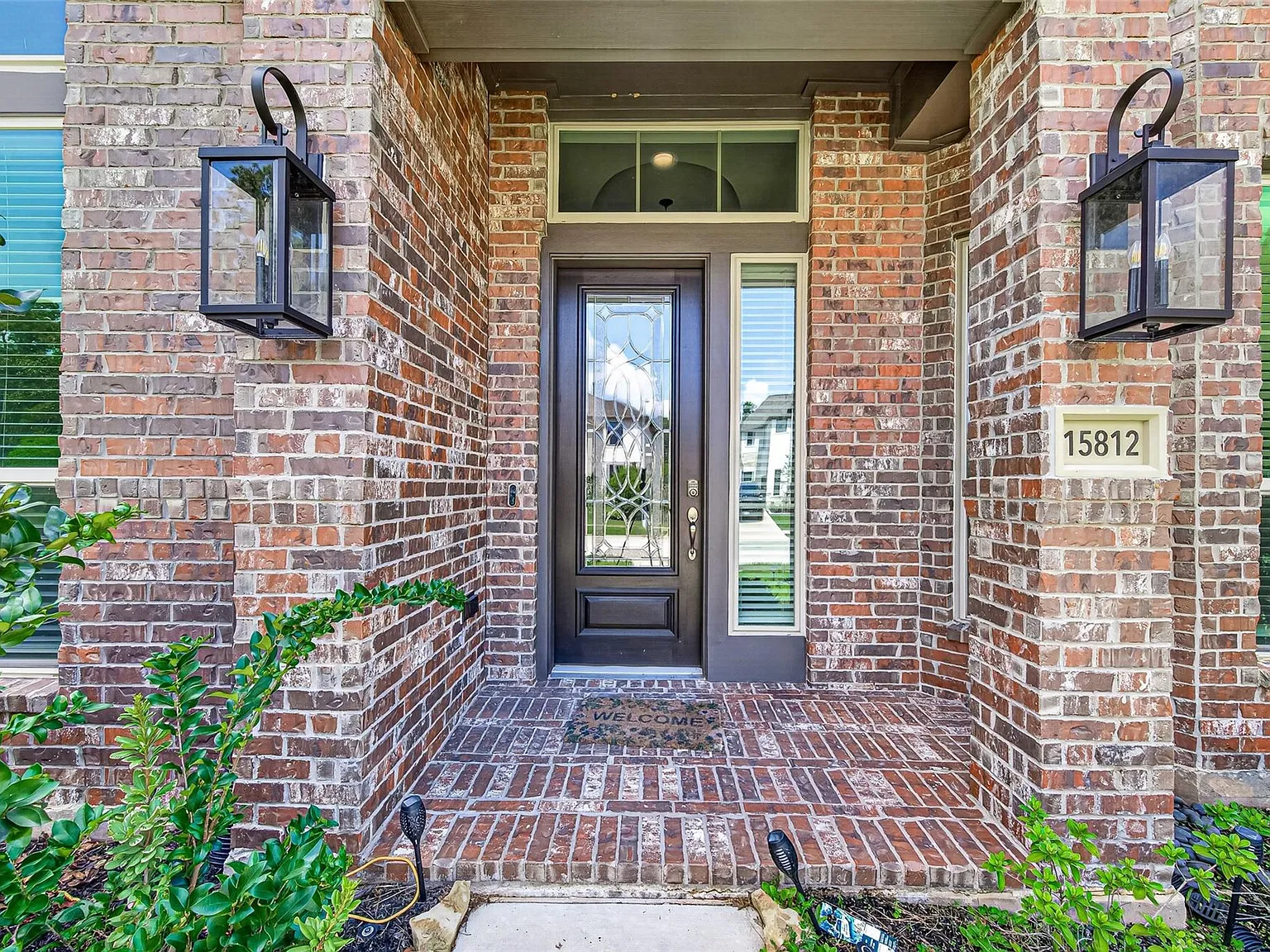 5 bed, 4.5 bath, 4397 sqft, $4,200 — Photo 4