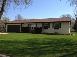 855 Phasianus St, Green Bay, WI 54311