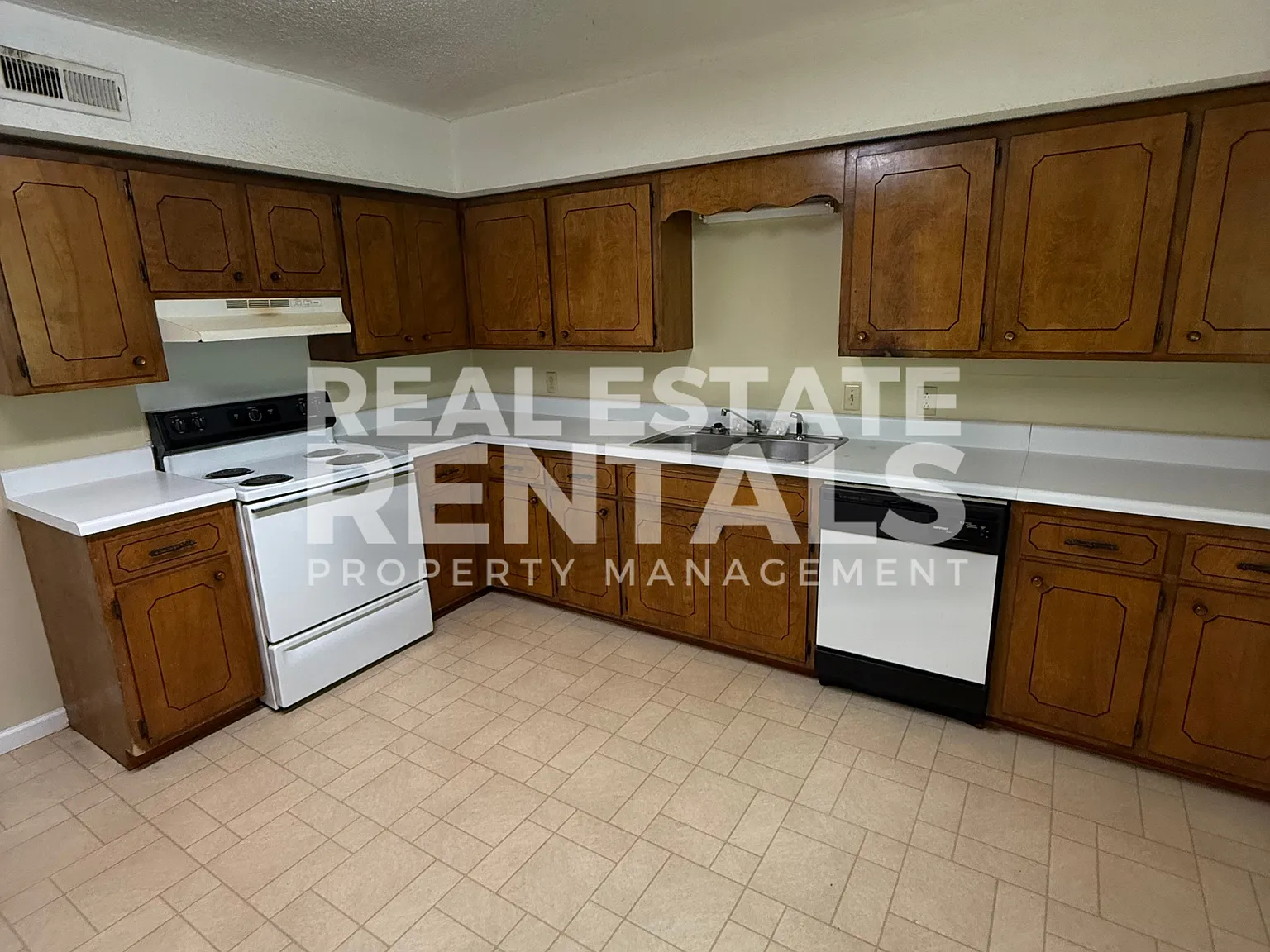 College Heights - #332 — Photo 4