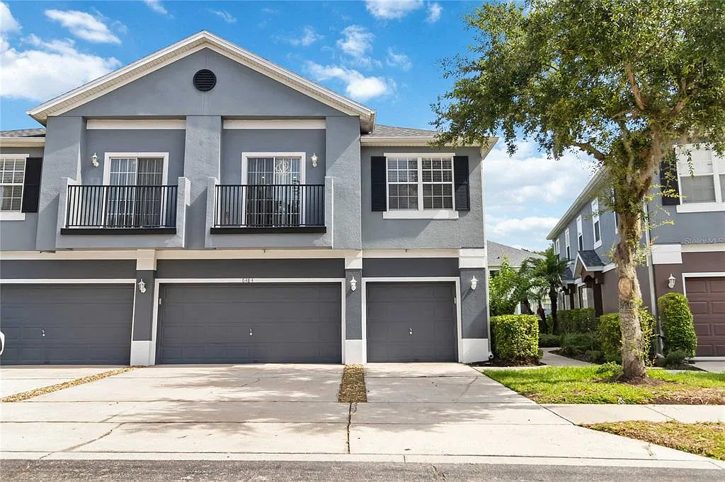 2 bed, 2.0 bath, 1200 sqft, $1,850 — Photo 2