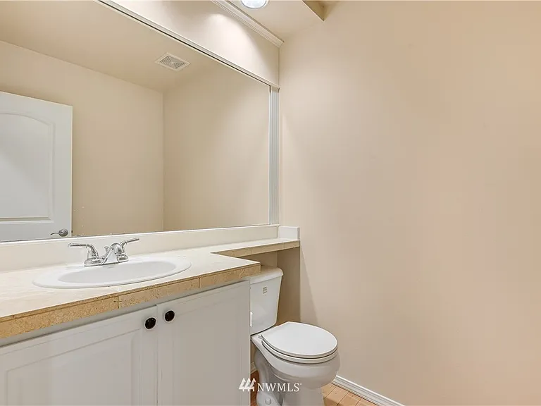18820 35th Dr SE — Photo 18