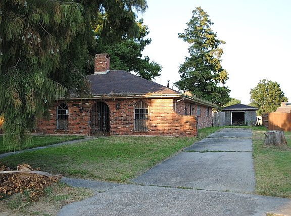 2nd image of 6947 Neptune Ct