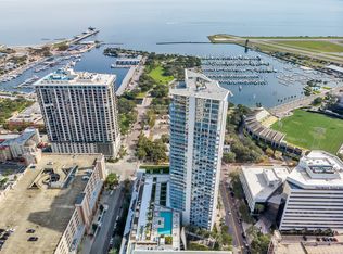 175 1st St S APT 404, Saint Petersburg, FL 33701