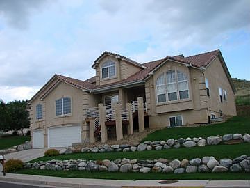 3305 Muirfield Drive