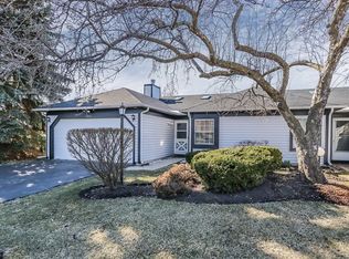 1257 Clematis Dr, Streamwood, IL