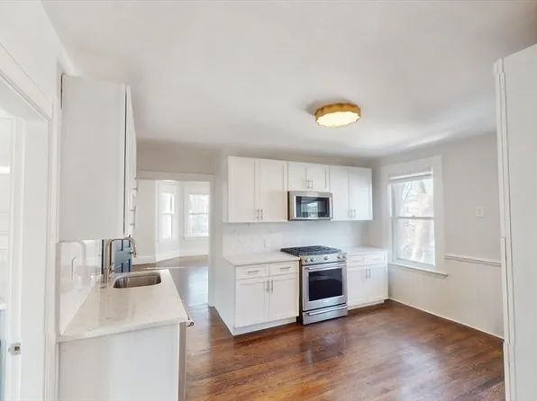 104 Williams St #3, Jamaica Plain, MA 02130