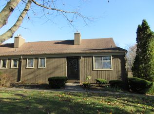 382 Sequoia Ln #A, Stratford, CT 06614