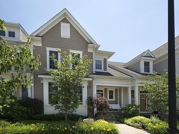 2nd image of 11 Thistle Ln