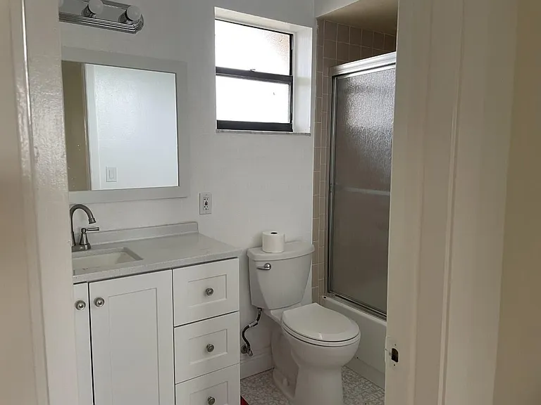 4640 Lucerne Lakes Blvd W #605 — Photo 4
