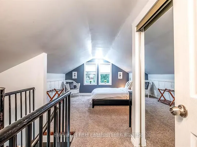 705 Conservation Dr #B — Photo 11