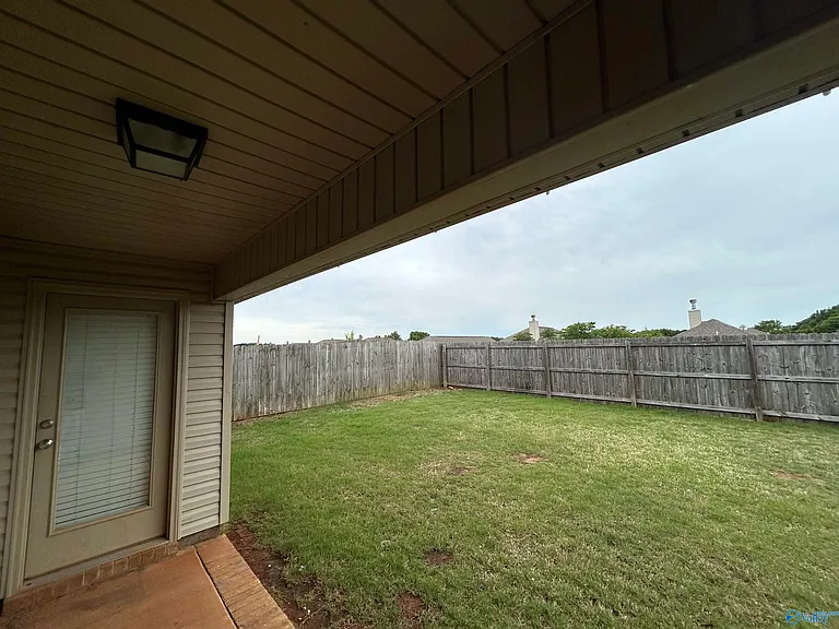122 Daymark Dr — Photo 29