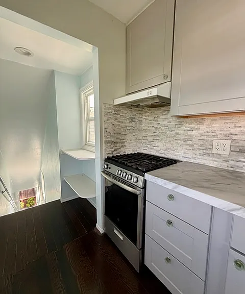 2801 High St — Photo 3