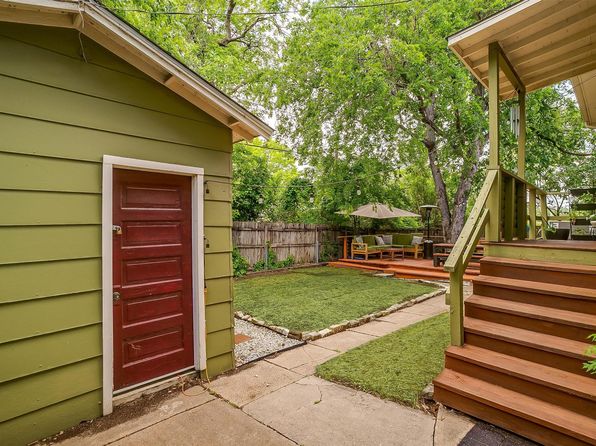2204 Lipscomb St, Fort Worth, TX 76110