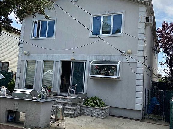 5th image of 159-07 Sapphire St