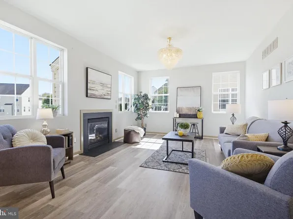 292 Kentshire Dr, Lancaster, PA 17603