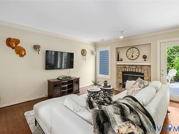 2nd image of 8112 Greystone East Cir