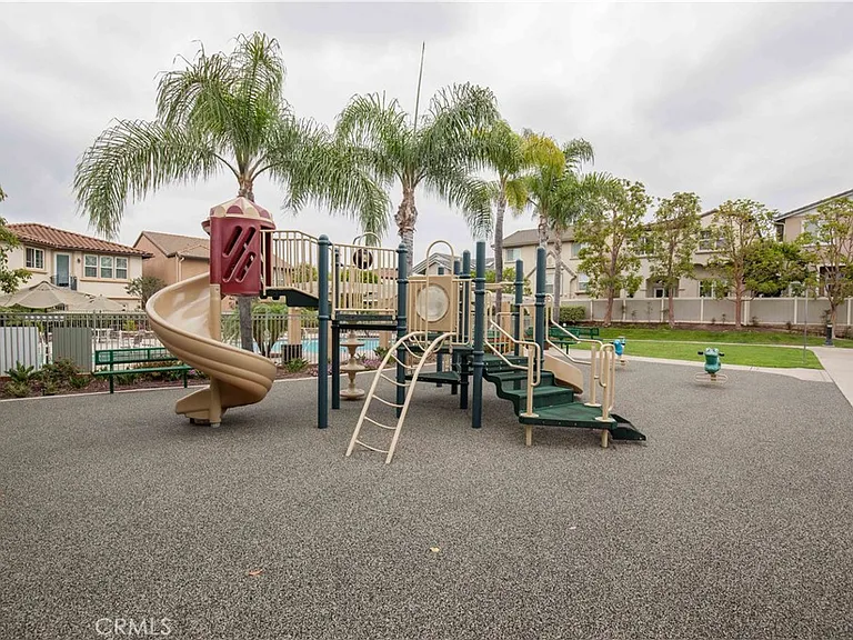 2889 Plaza Del Amo #108 — Photo 22