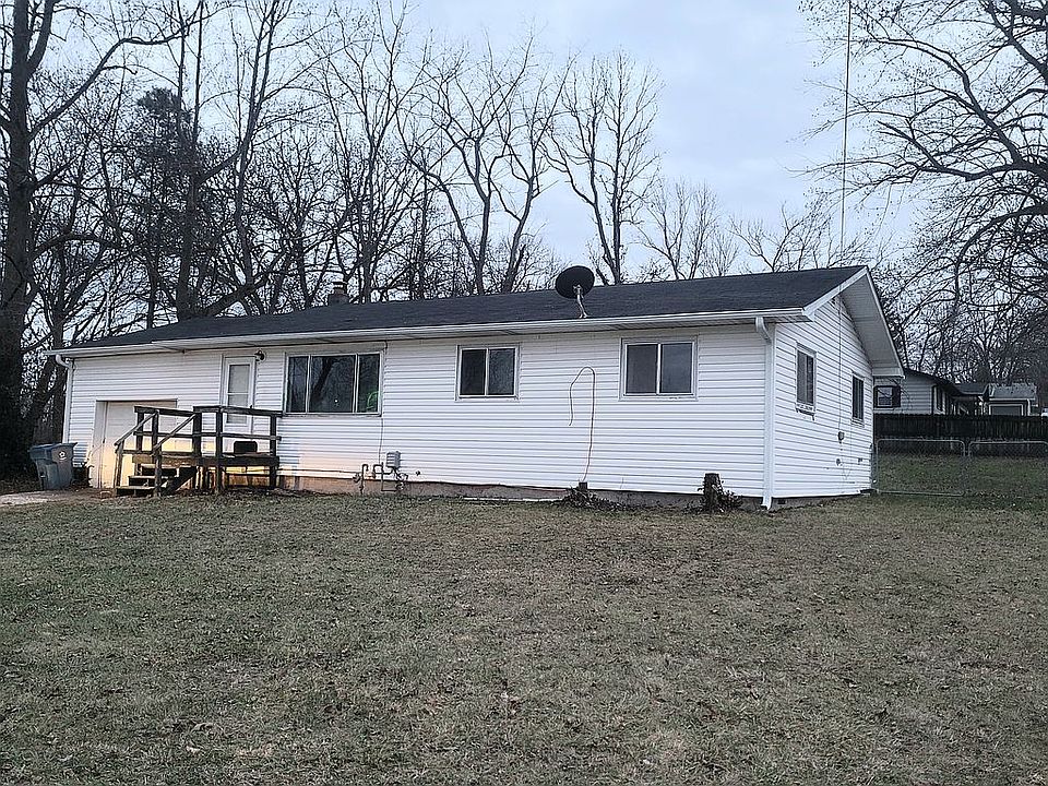 210 South St, Crane, MO 65633 Zillow