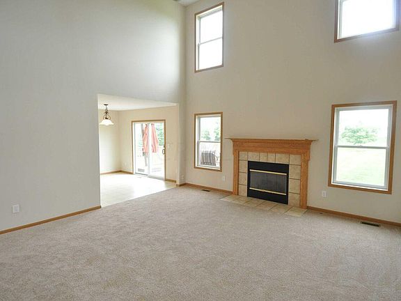 5th image of 1461 Primrose Ave