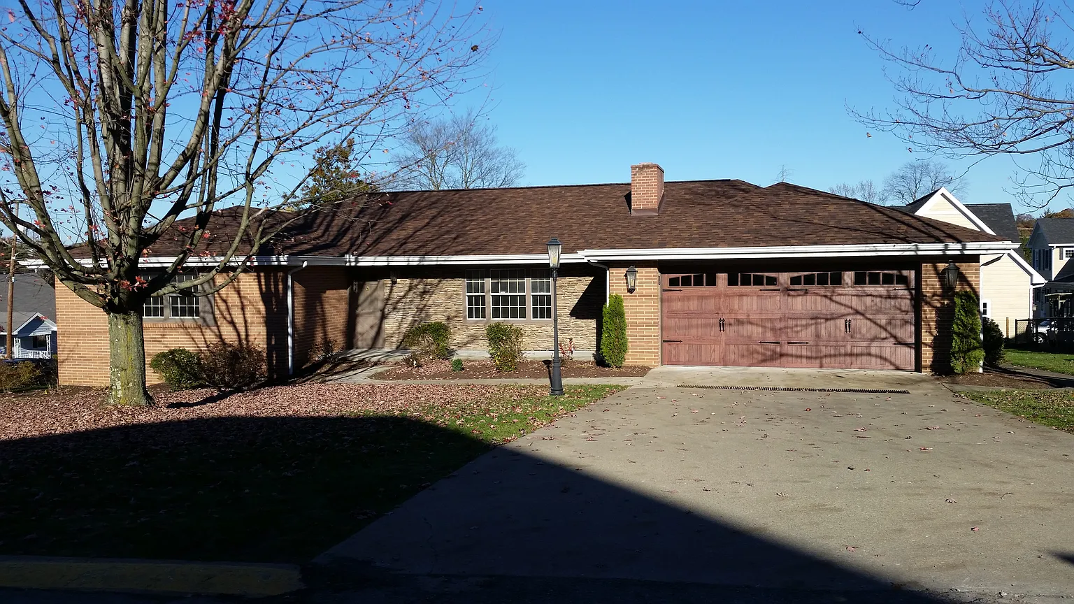 1380 Western Ave photo 1