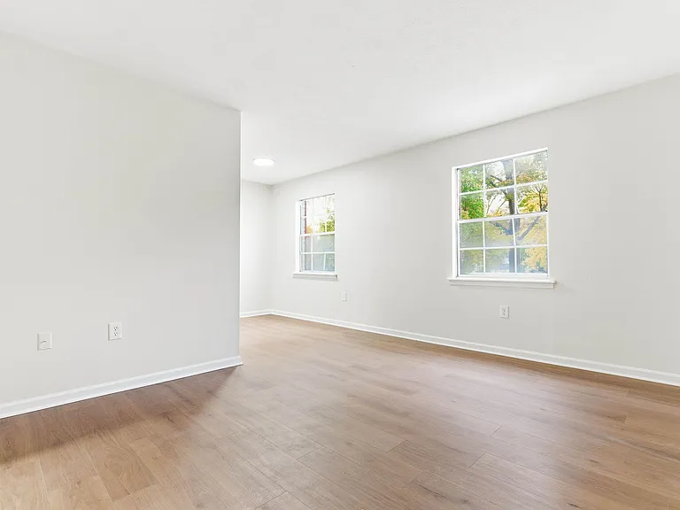 4636 Stonestreet Ave #3 — Photo 9