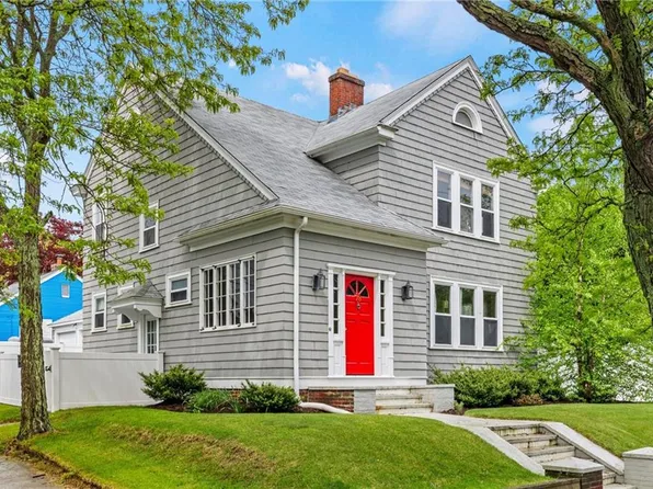 78 Turner Ave, Riverside, RI 02915