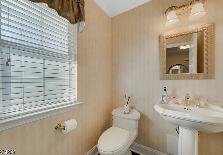 13 Knox Ct — Photo 7