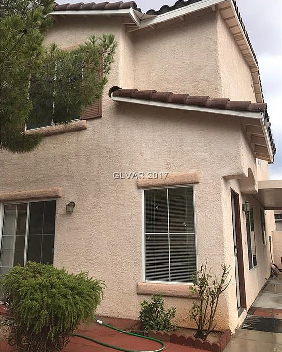 1st image of 12 Belle Crest Ct