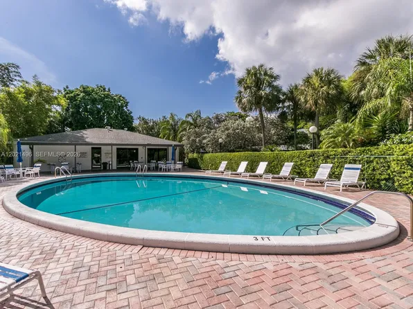 1420 Sheridan St APT 3H, Hollywood, FL 33020