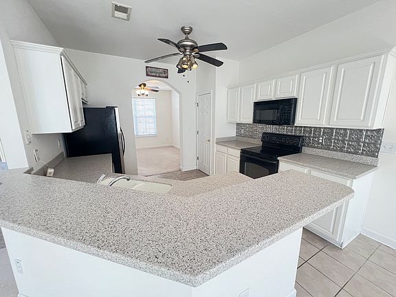 5th image of 351 Vermillion Dr