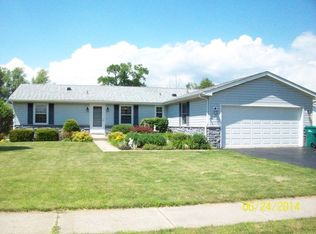 222 Mitchell Ct, Braidwood, IL 60408
