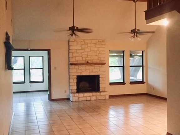 5th image of 171 Oak Ln Unit 25/lot 11