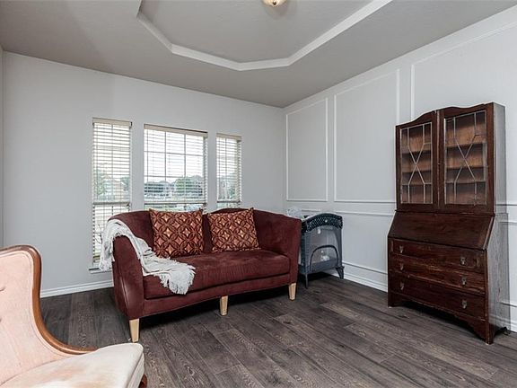 4th image of 7516 Creek Meadow Dr