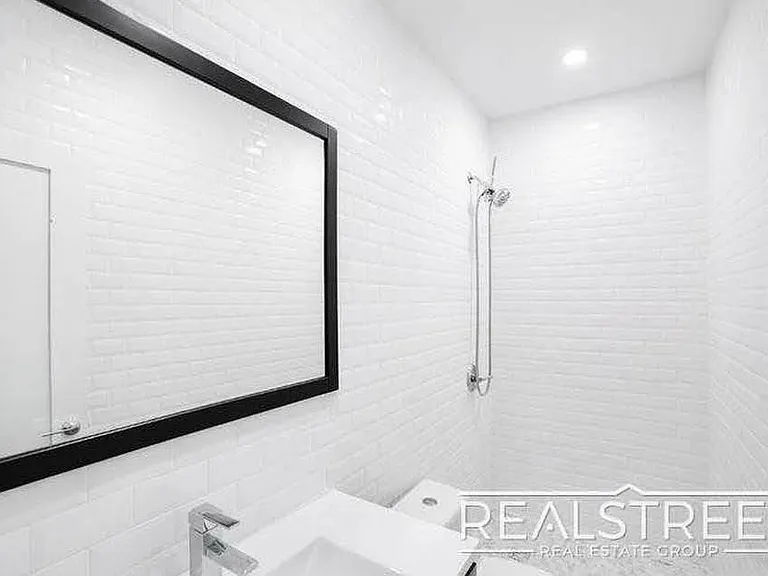 259 N 7th St #3F — Photo 7