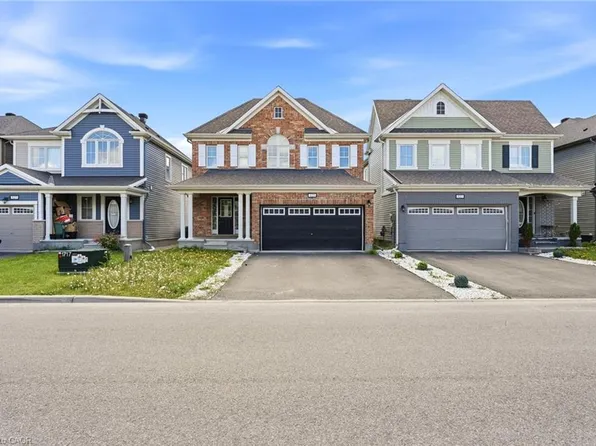 325 Sweetclover Way, Ottawa, ON K4A 1E6