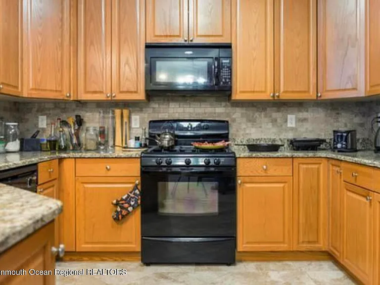 314 Mill Pond Way — Photo 9