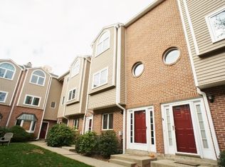 7 Seir Hill Rd APT 49, Norwalk, CT 06850