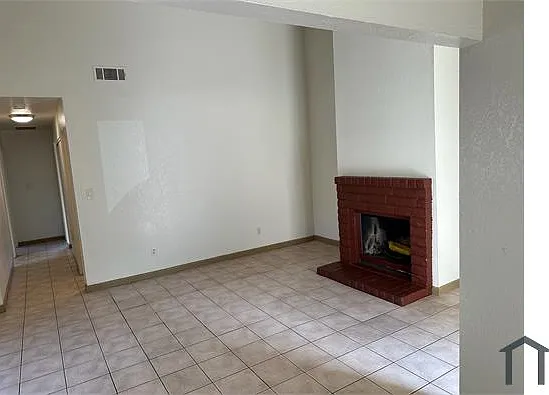 2704 Plantation Pl — Photo 7