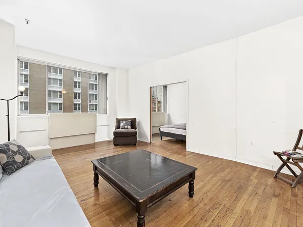 140 West 23rd Street image 1 of 6