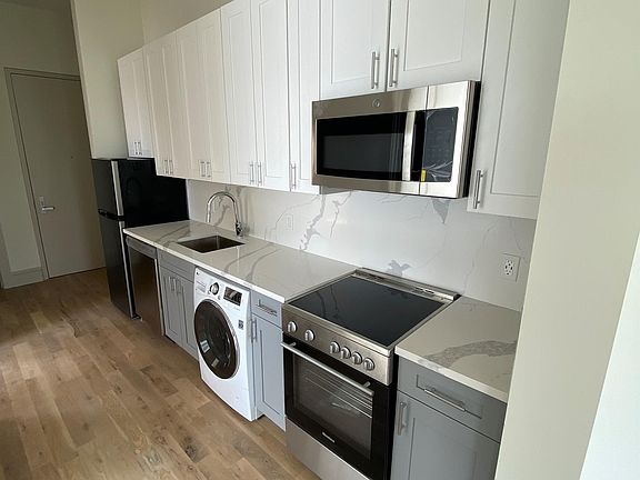 2nd image of 609 Broadway #3
