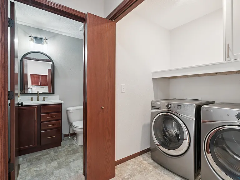 3237 English Cove Ln — Photo 16