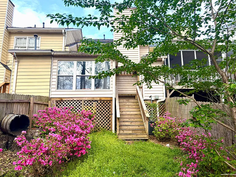Poplar Pointe SE — Photo 21