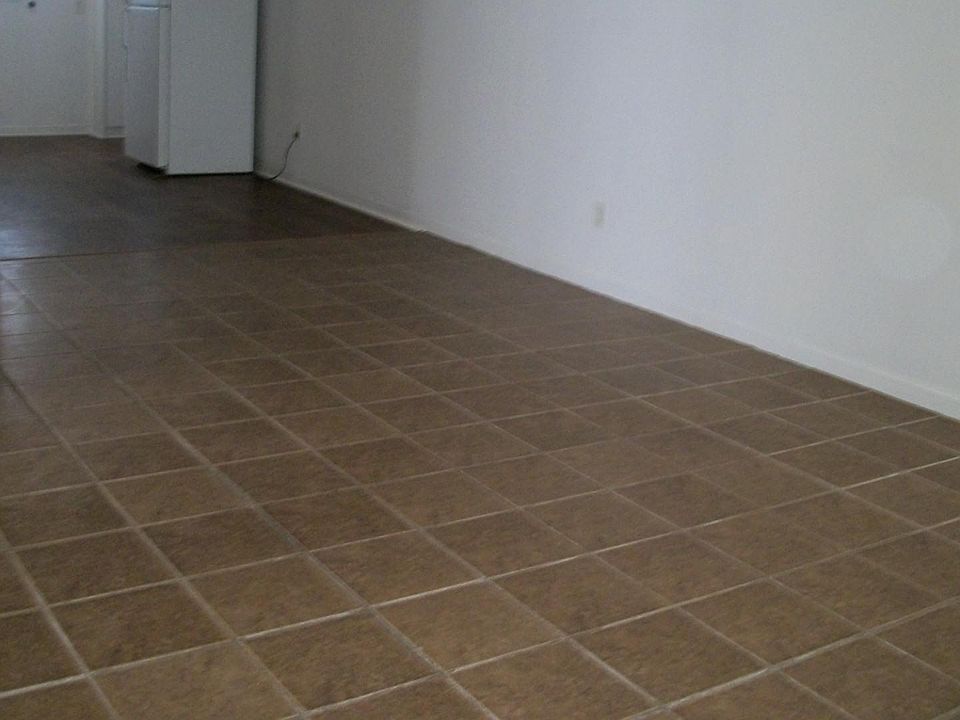2nd image of 406 County Road 4616