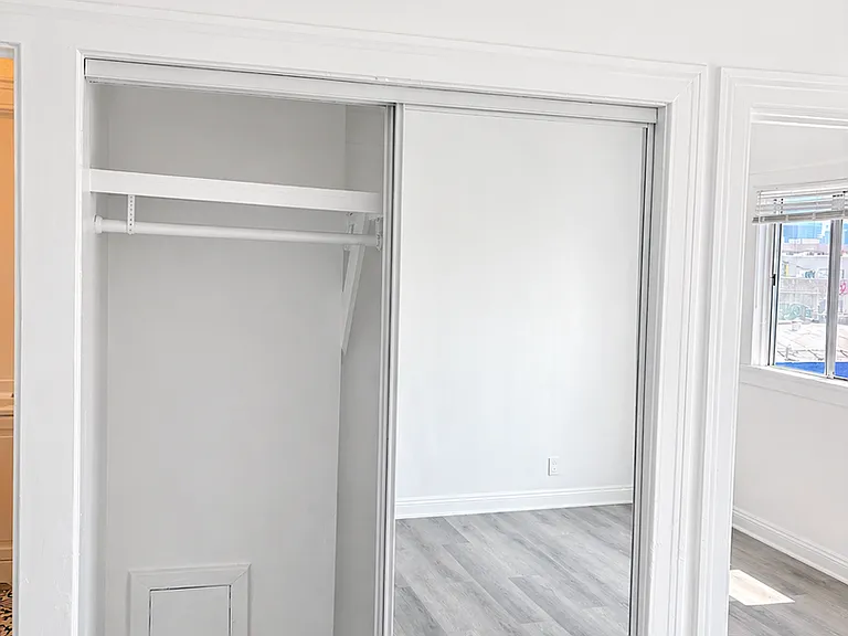 526 S Union Avenue — Photo 14