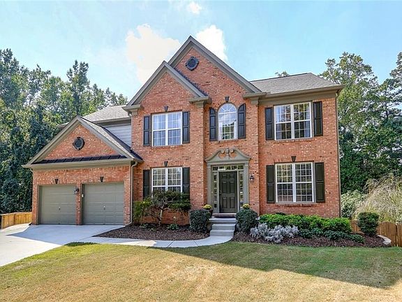 3rd image of 229 Tyler Dr