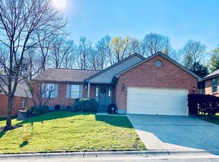 5331 Meadow Estates Dr, Cincinnati, OH 45247
